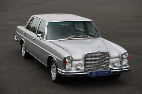 Mercedes 300 SEL 6.3