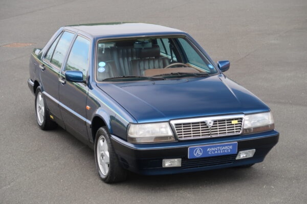 Lancia Thema 8.32