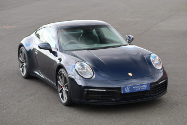 Porsche 911 Carrera S 992