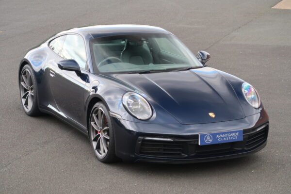 Porsche 911 Carrera S 992