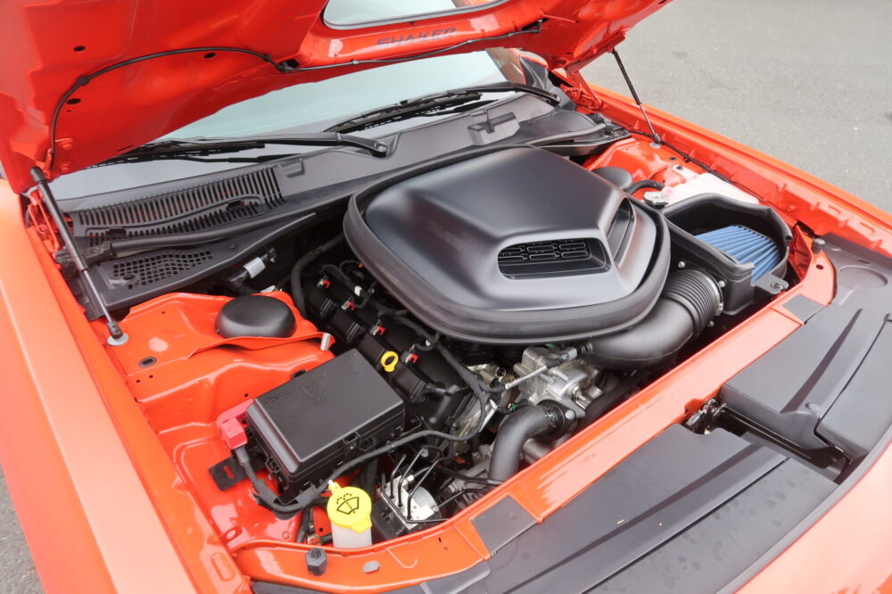 Dodge Challenger R/T Shaker 6 Speed