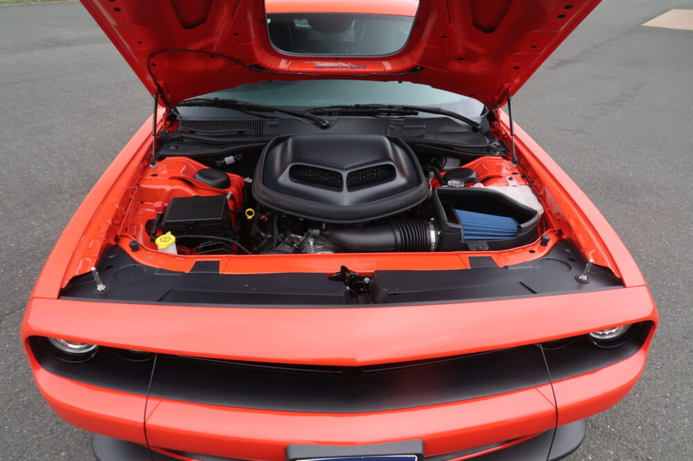 Dodge Challenger R/T Shaker 6 Speed