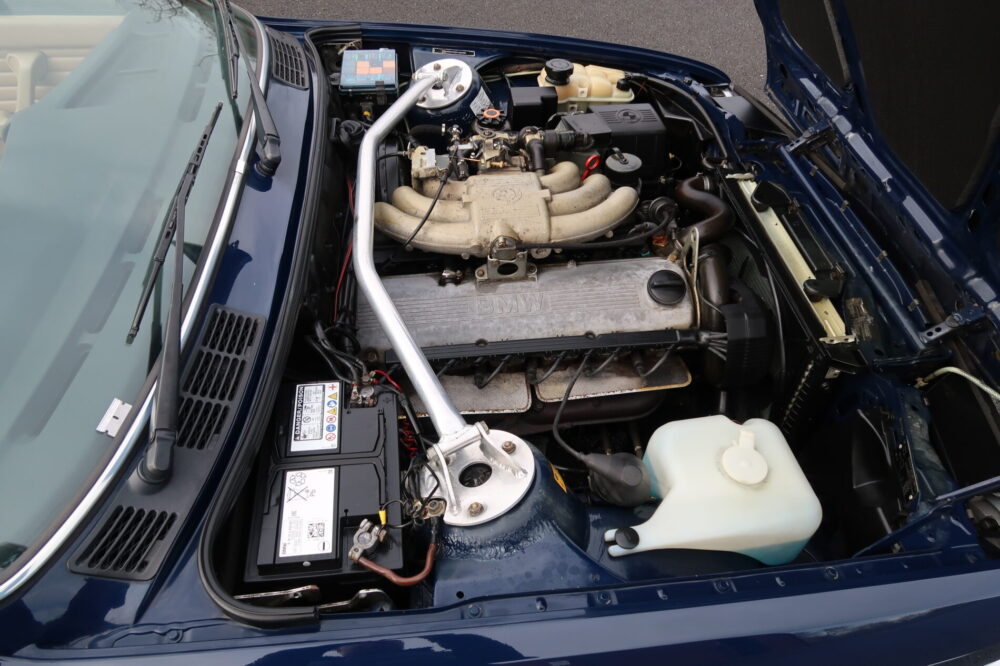 BMW 325i Convertible E30