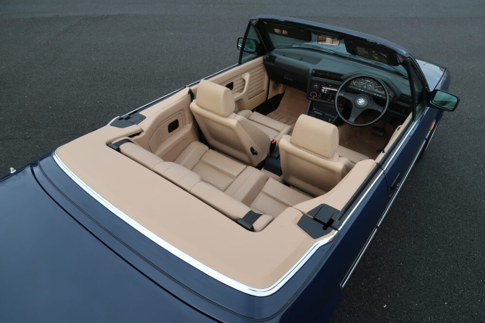 BMW 325i Convertible E30