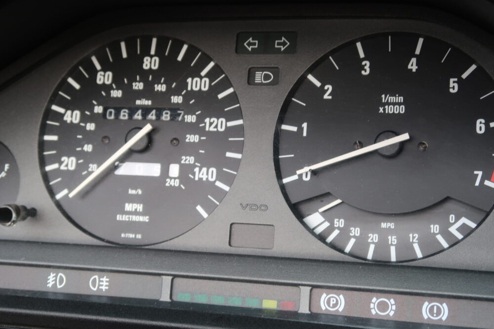 BMW 325i Convertible E30