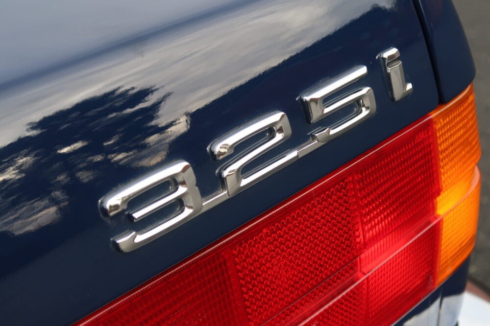 BMW 325i Convertible E30