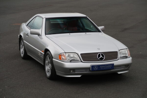 Mercedes Benz SL320 Millie Miglia