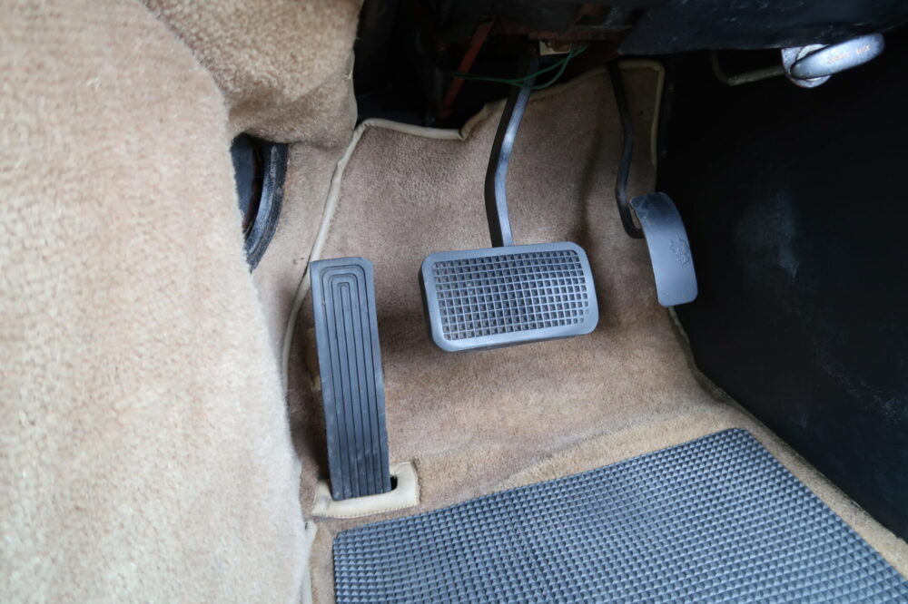 Jensen Interceptor III